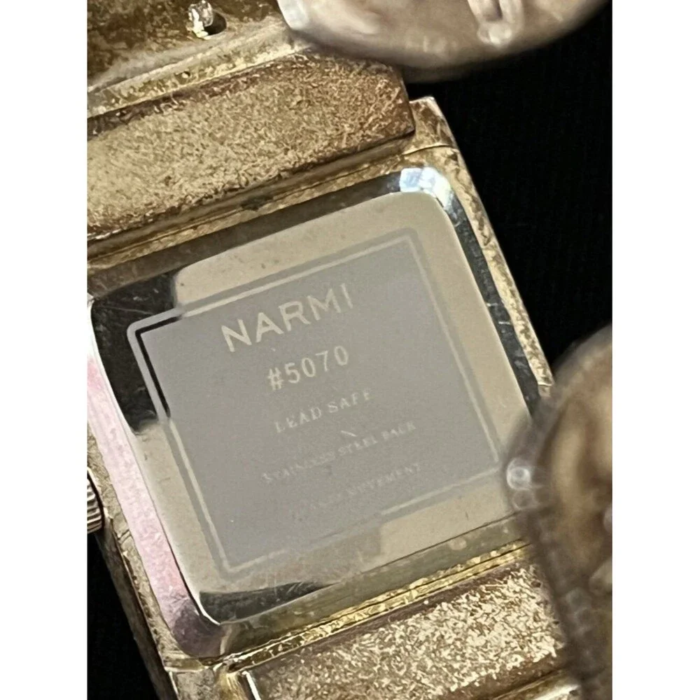 Narmi 5070 Silver Tone Cuff Watch Hinged Patina Quartz